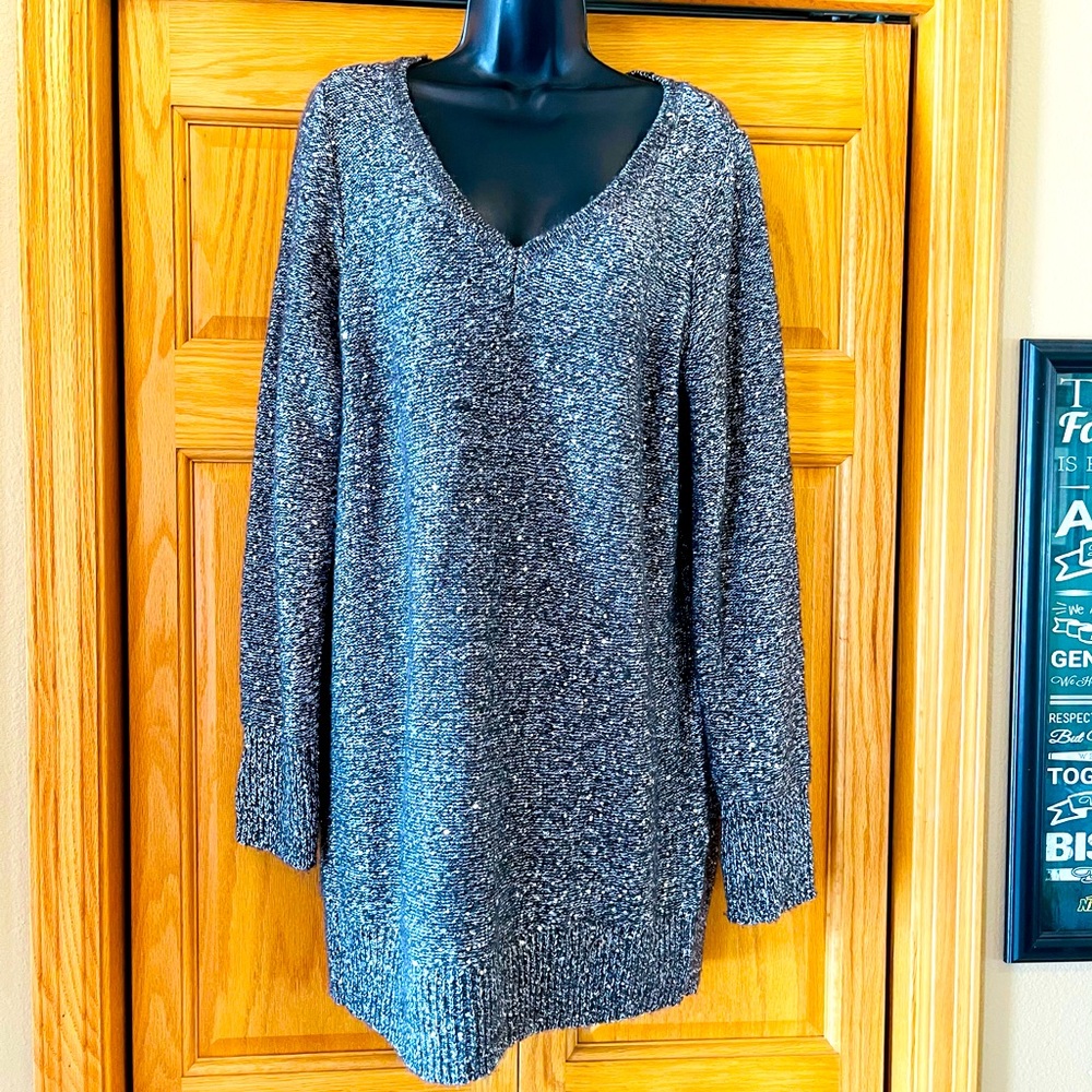 White House Black market xl sequin tunic